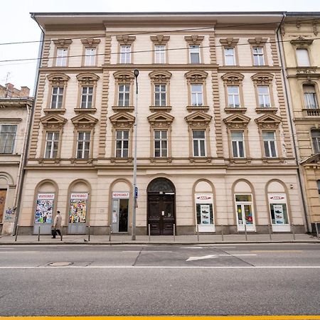 Studio Station With Gallery Budapeste Exterior foto